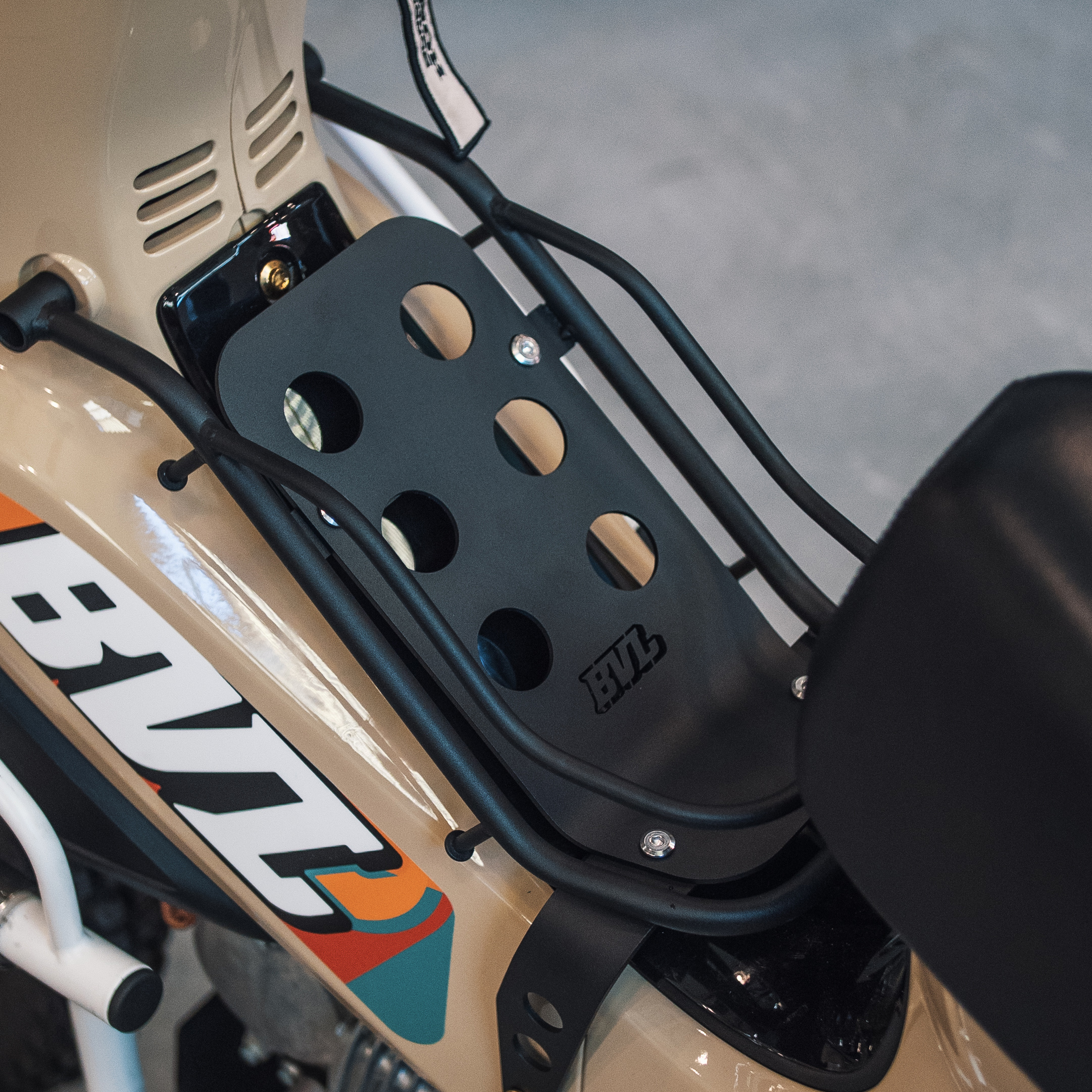 BVL中货架适用于幼兽CC110中置货架不锈钢中货架Cross cub置物架