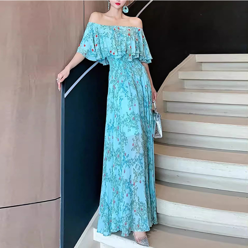 法式夏季女神范高级感三亚沙滩海边度假风碎花一字肩雪纺连衣裙夏