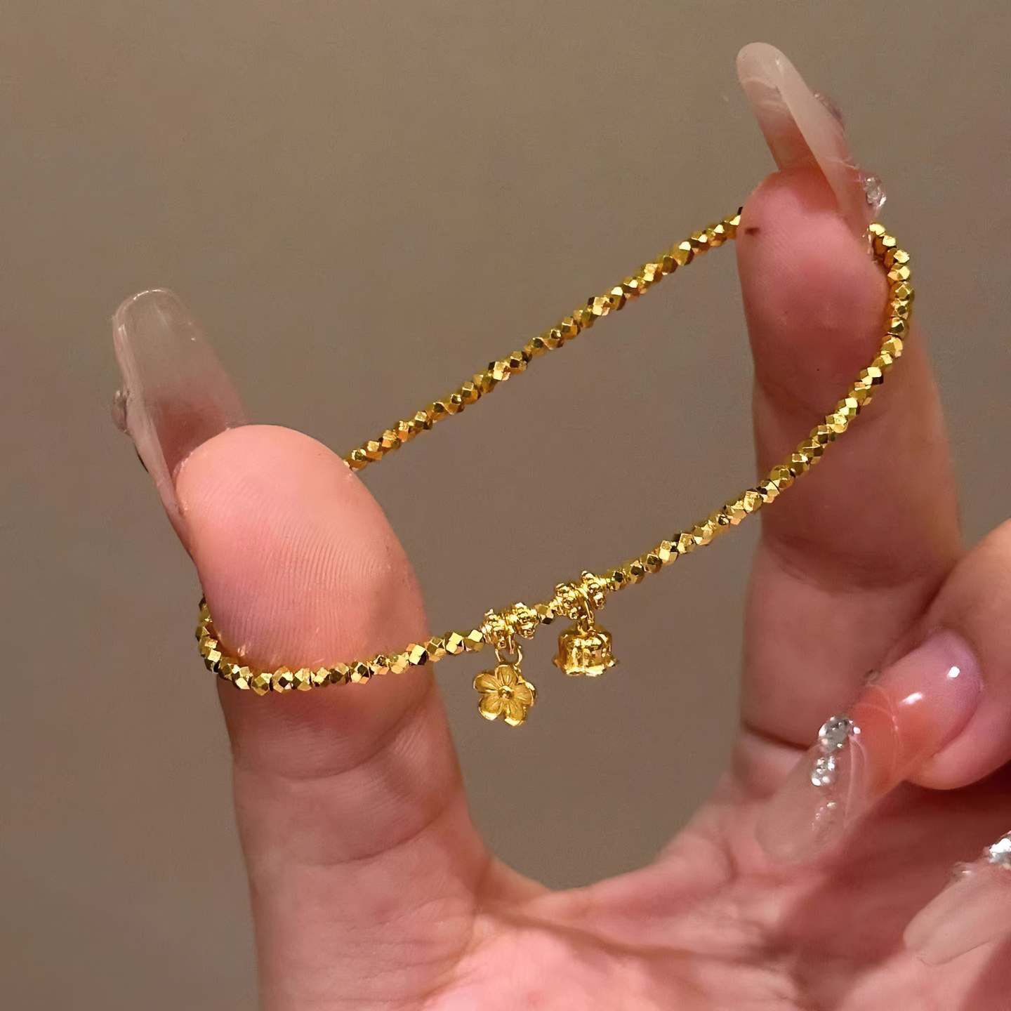 铜合金手链  碎金子铃兰花手链女2024新款爆款手环高级感百搭手饰