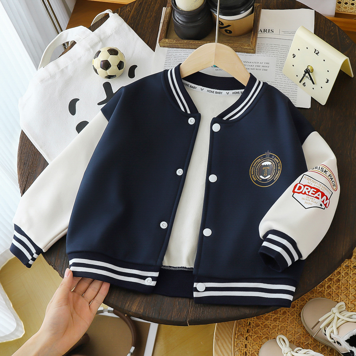 【加绒】新款学院风男女童棒球服外套印花拼袖百搭儿童保暖上衣