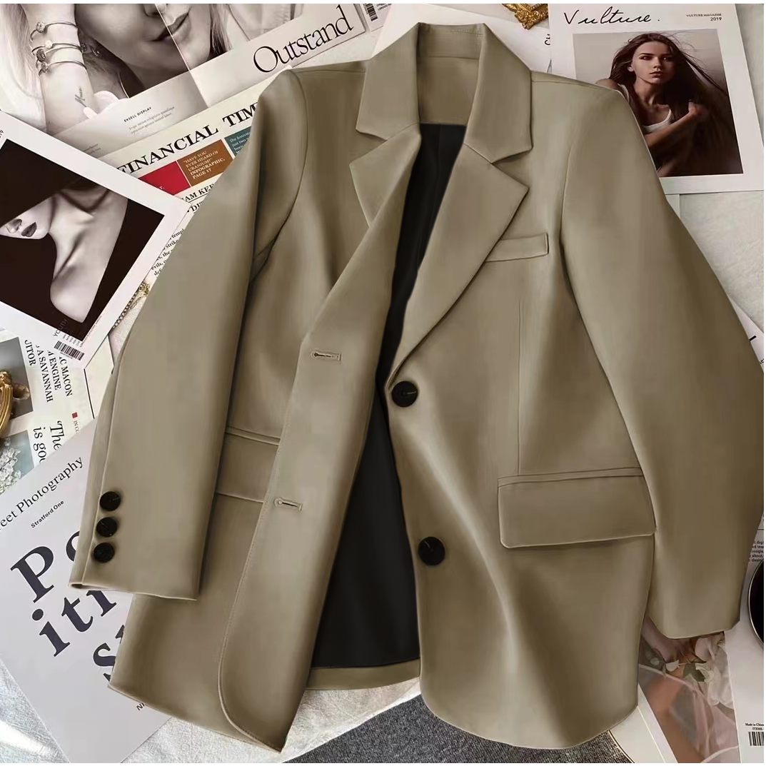 【独特全后开叉】后开叉设计休闲点亮西装外套的设计休闲美学