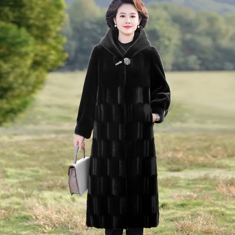 新款高档中老年妈妈装冬季仿水貂毛皮草大衣过膝长款连帽外套女装