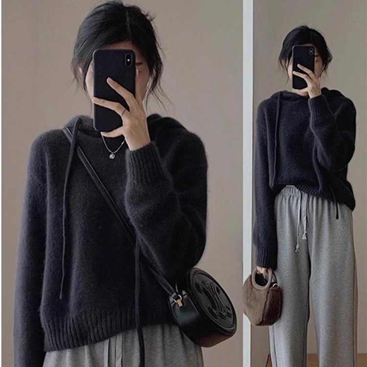 日系复古黑色浣熊绒连帽套头针织衫毛衣女打底秋冬加厚短款上衣潮
