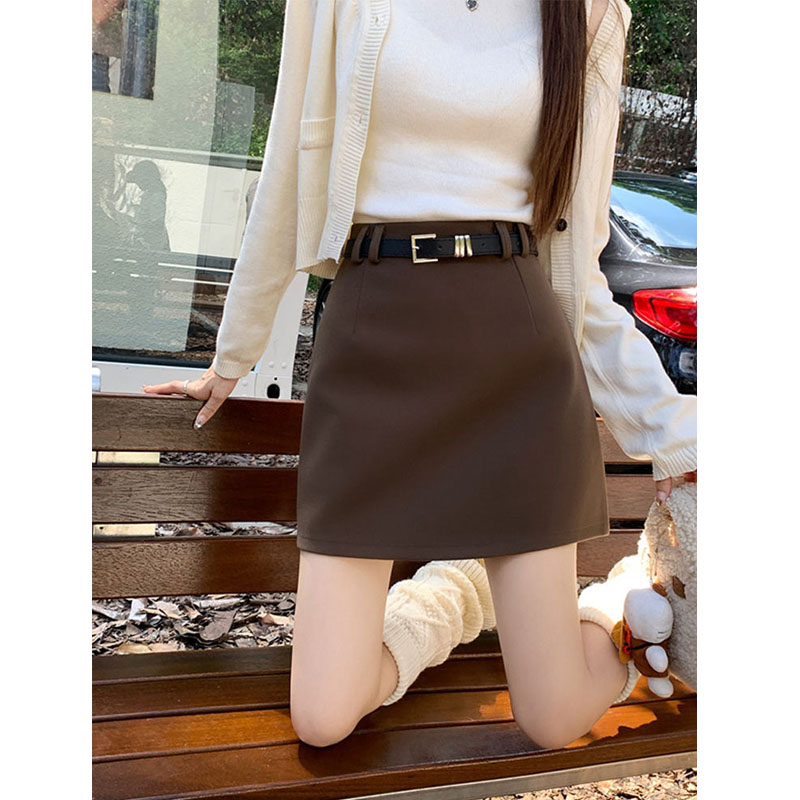 秋冬毛呢半身裙女2024新款高腰遮跨一步包臀裙显瘦气质A字短裙