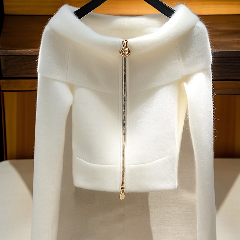 欧货小香风白色拉链外套2024秋冬新款独特超好看韩系短款女士上衣