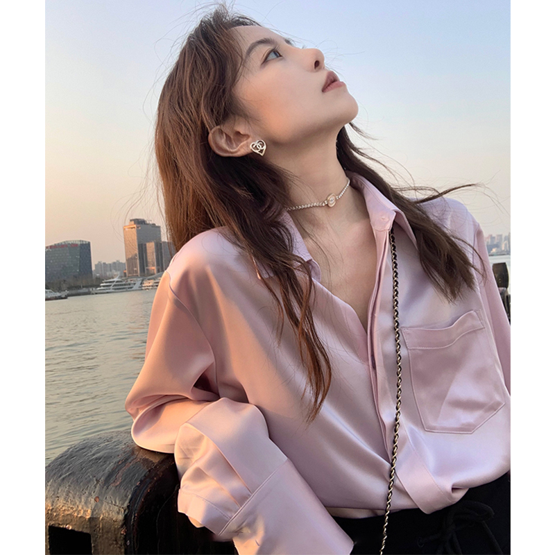 缎面雪纺衬衫女士春秋新款长袖宽松高级感上衣职业通勤休闲衬衣服