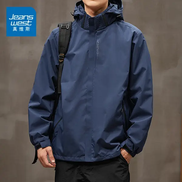 真维斯2026新款男士冲锋衣外套春秋日系潮牌宽松连帽男装三防夹克