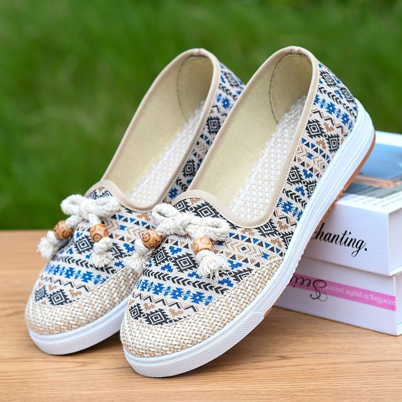 新款牛筋底春秋款老北京布鞋女鞋软底防滑妈妈休闲透气鞋子