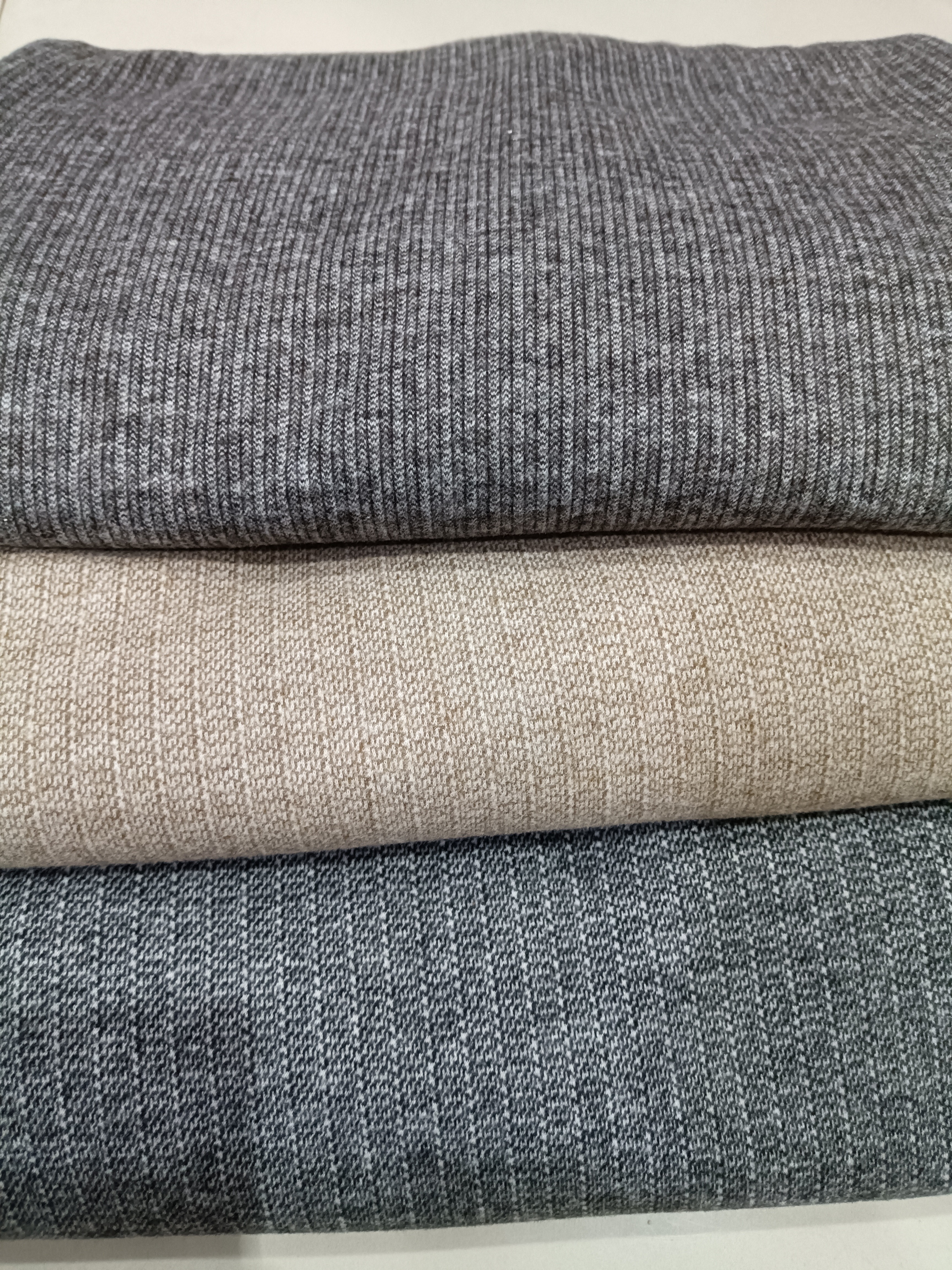 秋冬款水洗小羊绒面料柔软舒适弹性好做裤子包裙