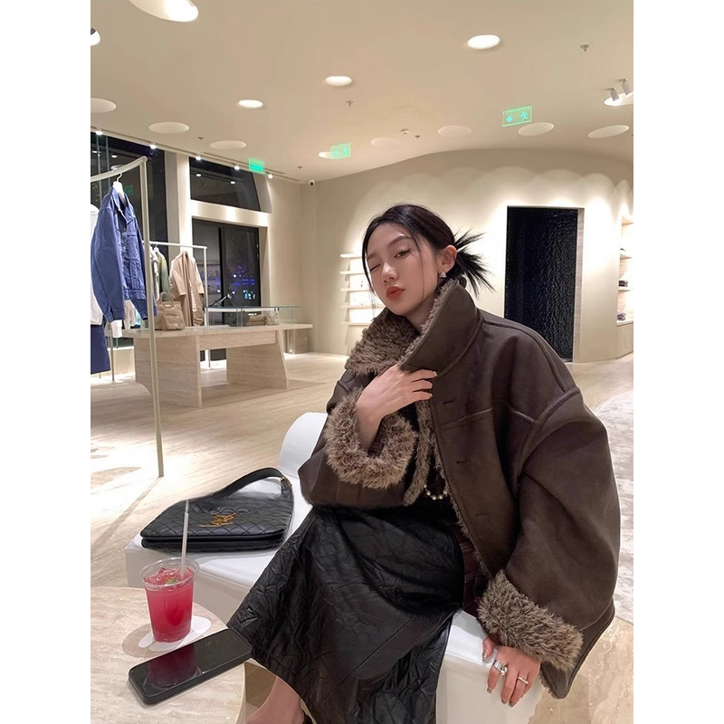 双面高级皮毛一体冬季女士新款小众炸街高级感女装外套女装