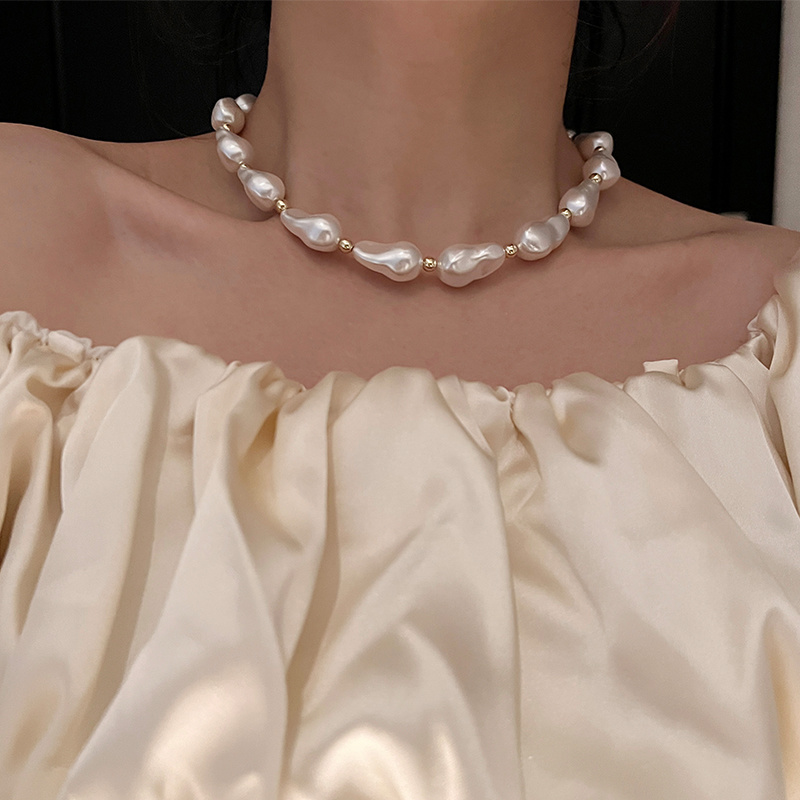 oushipei/欧诗佩 铜合金仿珍珠吊坠 个性异形大珍珠项链女