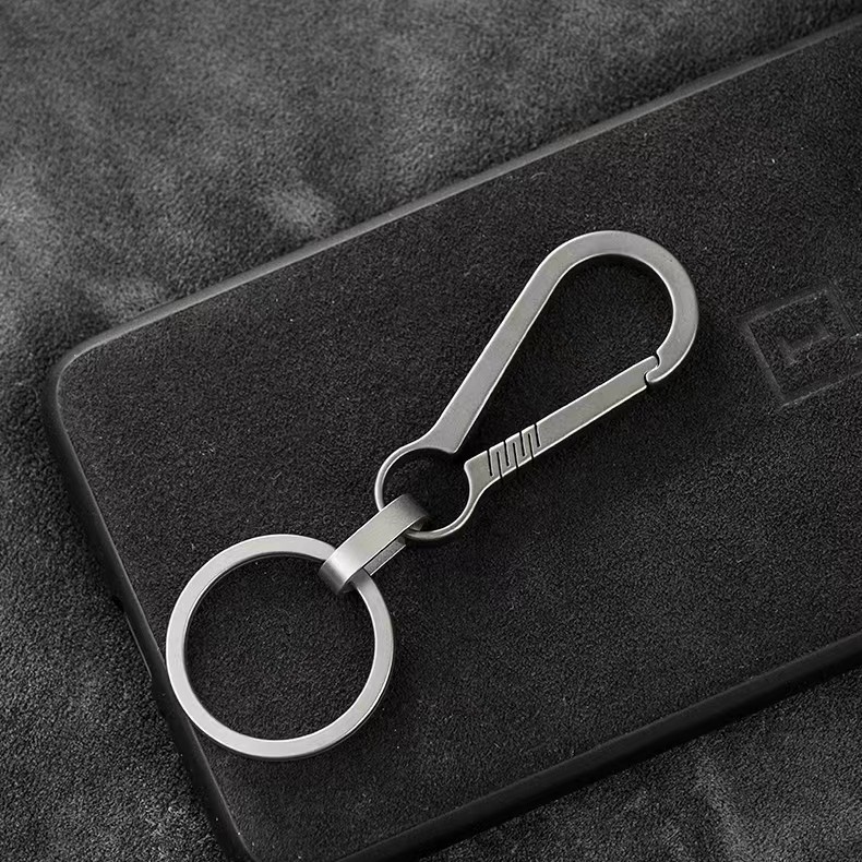 结实耐用钛合金男士腰挂钥匙扣简约挂件汽车钥匙扣圈环款