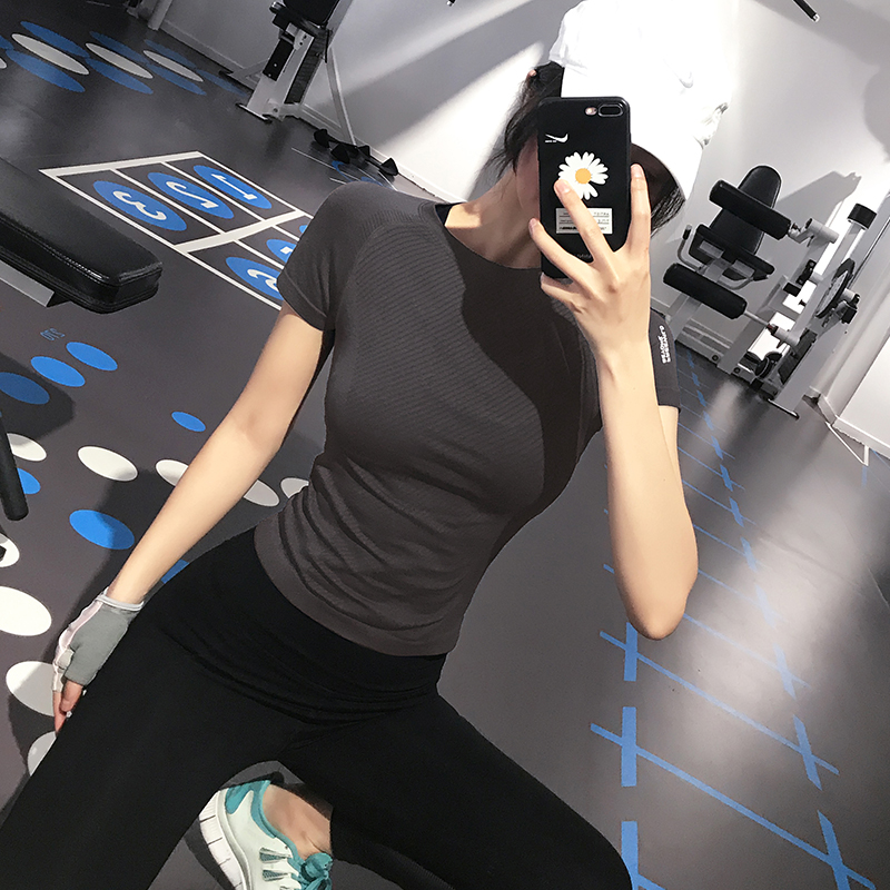 TEETKE运动短袖高颜值女显瘦瑜伽服速干t恤跑步半袖健身服上衣