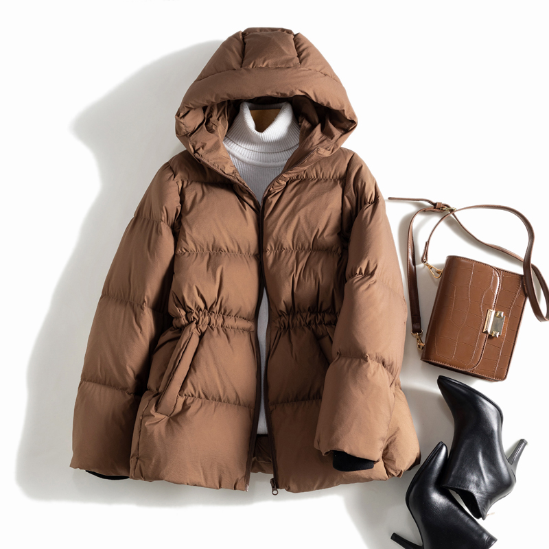 2025冬季新款鹅绒羽绒服女轻盈保暖时尚休闲宽松连帽抽绳收腰外套
