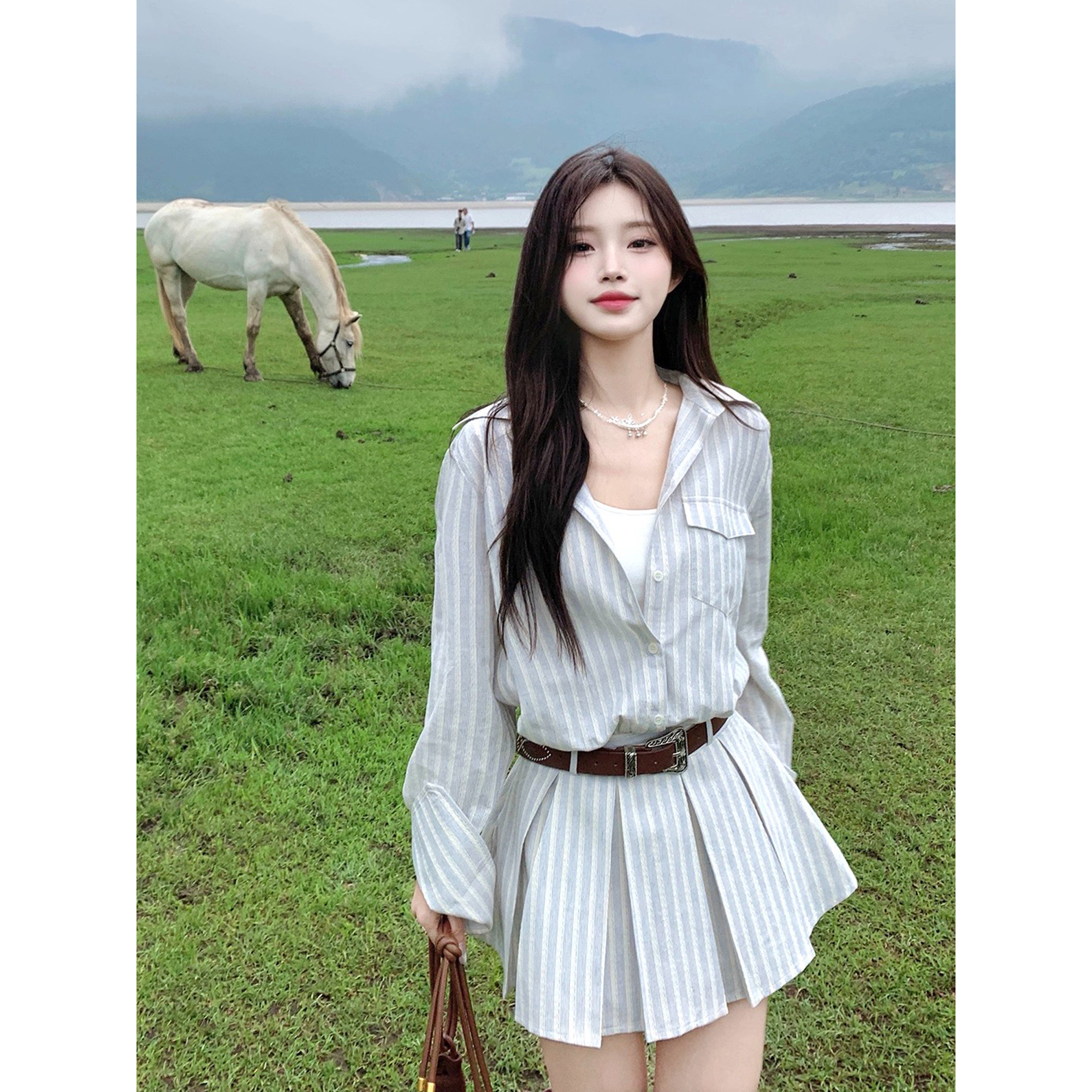 秋季时尚法式气质遐想条纹连衣裙小个子气质收腰显瘦高级感短裙