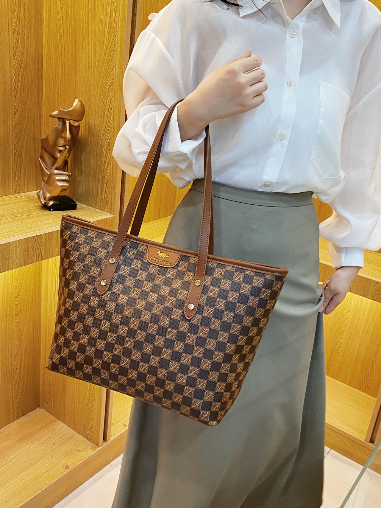 新款轻奢时尚休闲百搭托特包印花单肩包包大容量包包潮流通勤大包