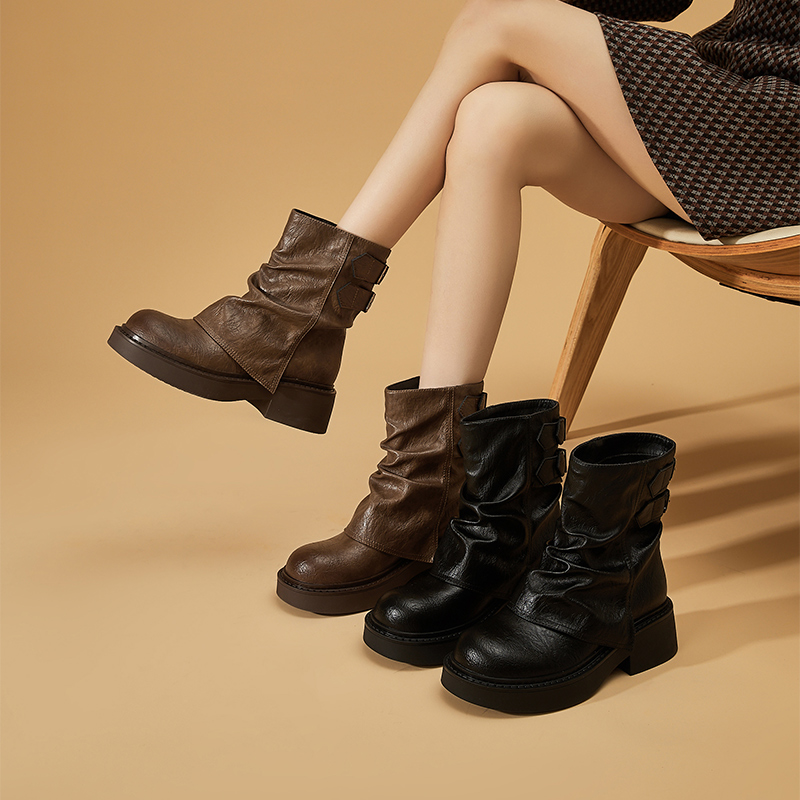 达芙妮时尚短靴女2025秋季新款真皮加绒保暖百搭潮流英伦风潮靴女