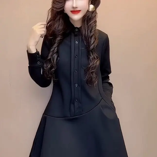 成熟风长袖连衣裙女2025冬季高腰显瘦设计感气质通勤时尚荷叶边裙