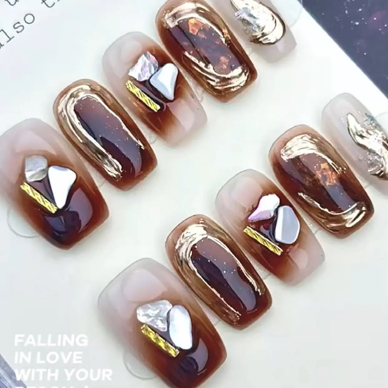 【星图】纯手工显白美甲秋冬焦糖晕染贝壳复古高级感穿戴甲