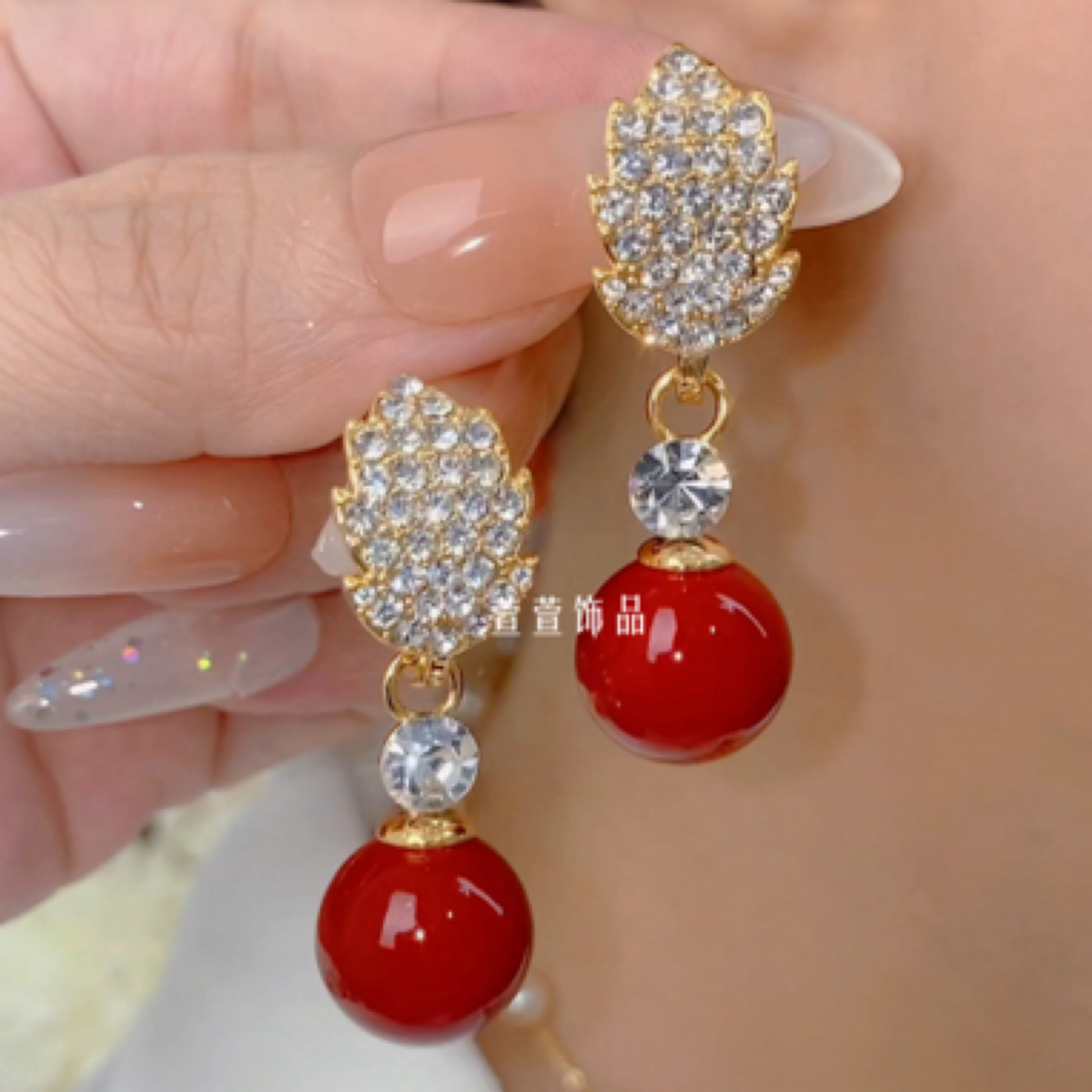 铜合金无非金属耳饰 树叶红球时尚气质百搭高级感耳环0416红色