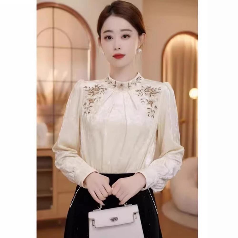 新法式高端刺绣气质长袖衬衫女2025新款秋冬时尚漂亮显瘦气质上衣