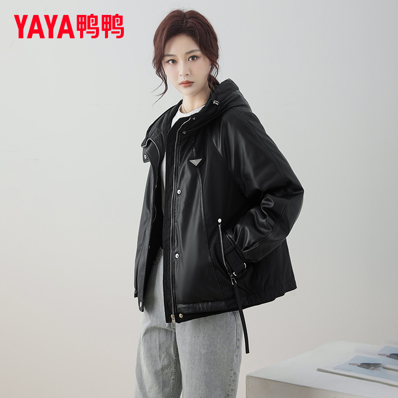 YAYA/鸭鸭皮衣羽绒服女冬季2025新款小个子流行时尚短款连帽外套