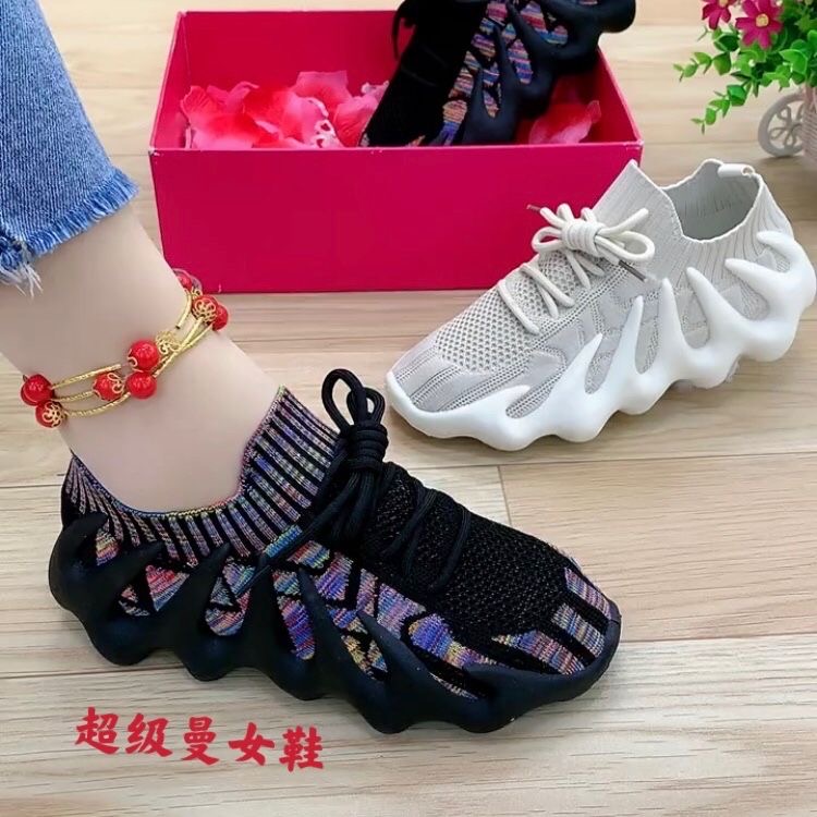 软底休闲飞织运动鞋女2024韩版春夏季新款透气八爪鱼女潮鞋ins