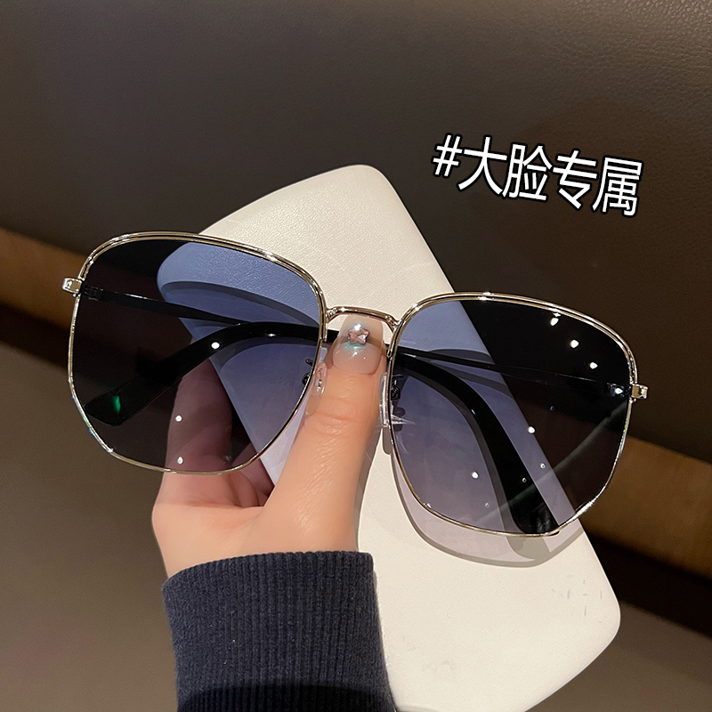 2024新款大码渐透蓝太阳镜男时尚加大金属墨镜女士显脸小防紫外线