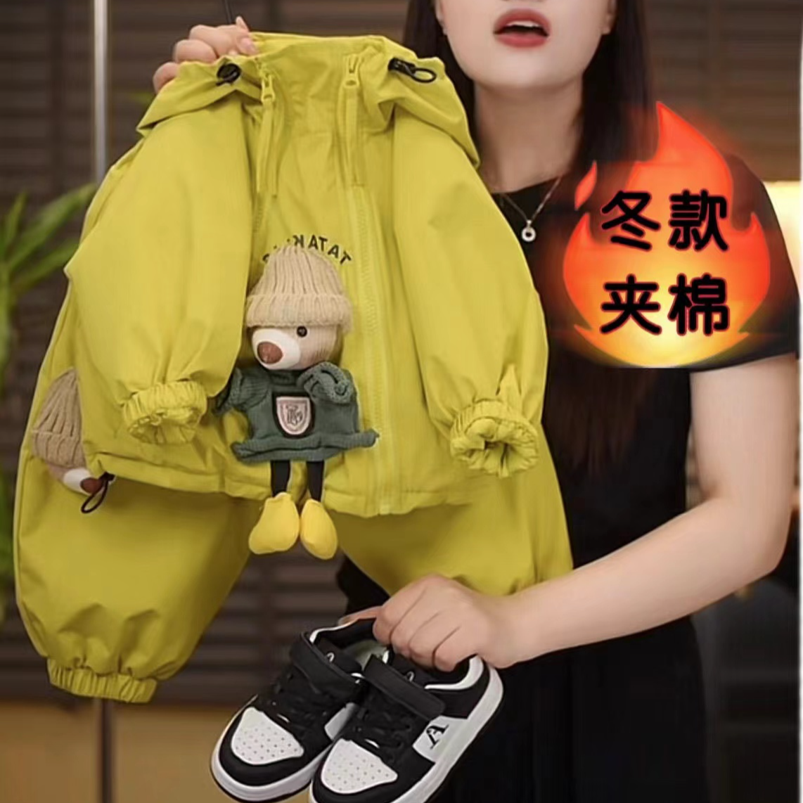 男女童冬季夹棉套装棉服秋冬新款女宝中小童洋气冲锋衣冬装两件套