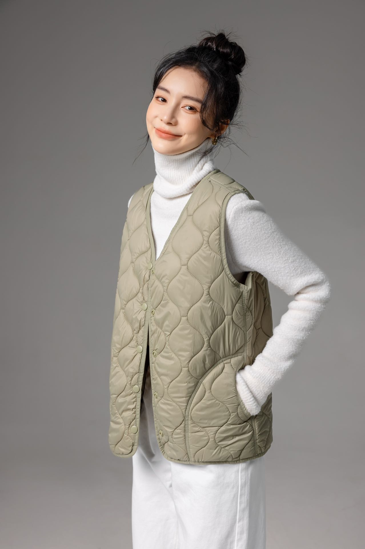 拉萨发货西藏包邮西藏包邮2024新秋冬款轻薄百搭贴身马甲