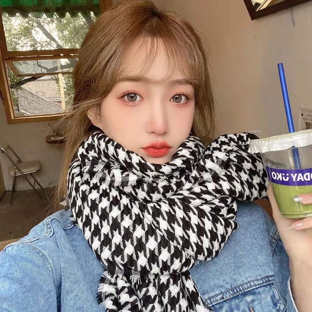 新款千鸟格围巾女网红仿羊绒秋冬季披肩针织时尚潮流百搭