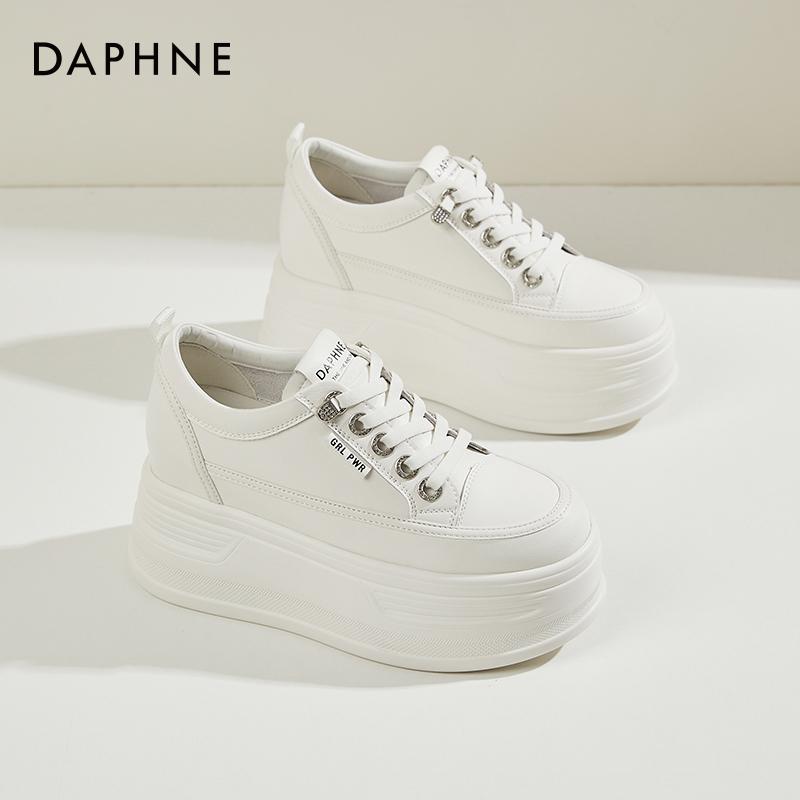 达芙妮一脚蹬板鞋小白鞋2025新款春秋懒人休闲鞋小个子厚底松糕鞋