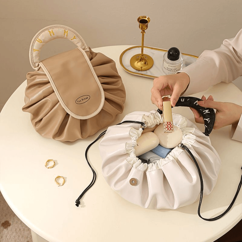 PU都市轻奢简约风化妆包大容量便携防水懒人收纳化妆包旅行包