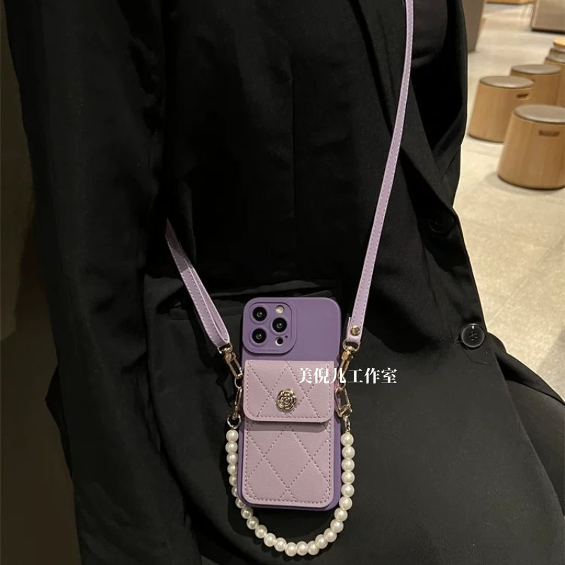 暗紫色山茶花珍珠卡包适用苹果16/15promax手机壳13pro14/12/11X