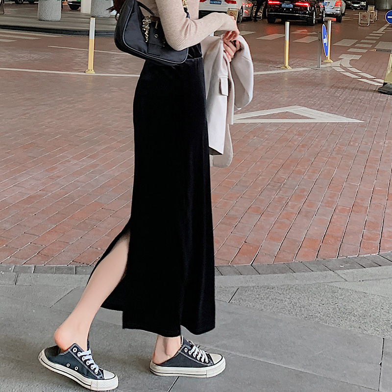 金丝绒半身裙黑色包臀裙长裙秋季高腰开叉复古显瘦中长款一步裙