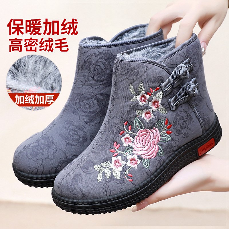 老北京布鞋中老年妈妈棉鞋软底防滑冬季加绒保暖民族风绣花高帮靴