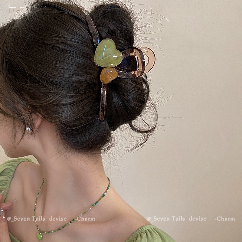 后脑勺爱心抓夹鲨鱼夹亚克力新款小众拼色欧美美拉德盘发夹渲染