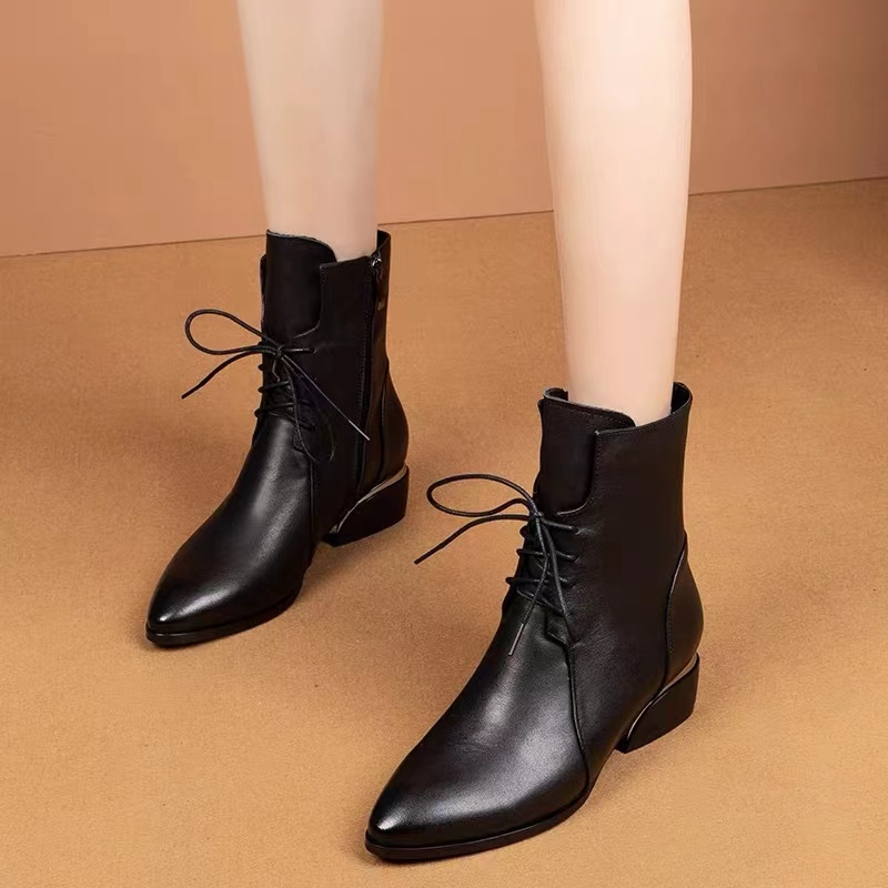 尖头短靴女秋冬时尚百搭粗跟舒适鞋平底马丁靴加绒棉鞋HCQ 0051