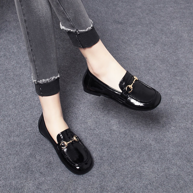 2112新款圆头漆皮真皮单鞋平底鞋百搭春秋软底春季平跟牛皮女鞋